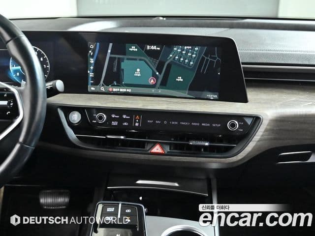 Kia K8 2022 — Şəkil 14/20