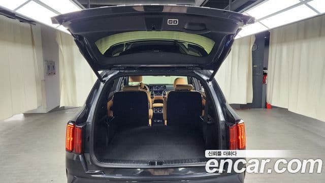 Kia Sorento 2021 — фото 20 из 20