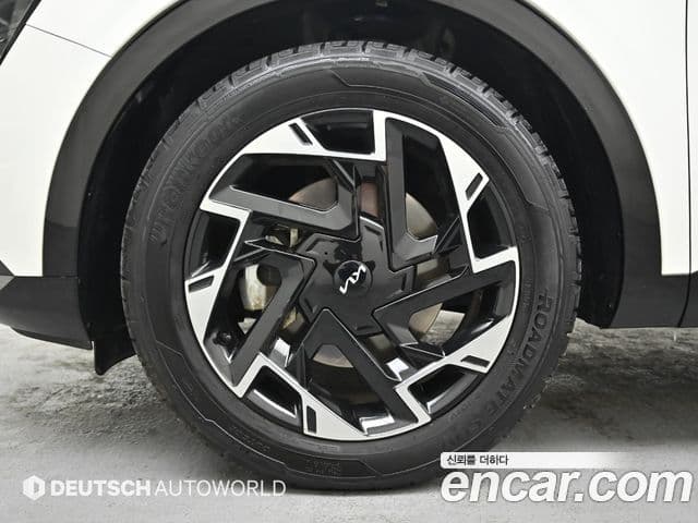 Kia Sportage 2022 — ფოტო 4/20