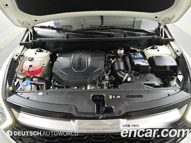 Kia Sportage 2022 — ფოტო 5/20