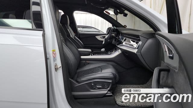 Audi Q7 2023 — ფოტო 11/20