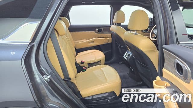 Kia Sorento 2022 — Şəkil 12/20
