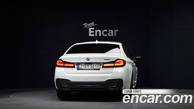 BMW 5 Series 2022 — Şəkil 3/20
