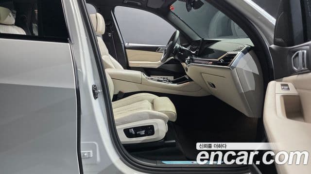 BMW X5 2025 — Photo 8/20