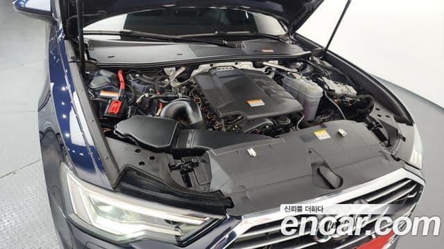 Audi A6 2021 — ფოტო 6/20