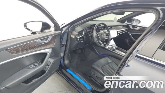 Audi A6 2021 — фото 10 из 20