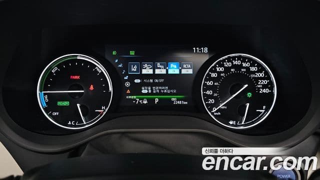 Toyota Sienna 2024 — ფოტო 6/20