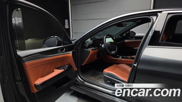 Kia K5 2024 — Photo 2/19