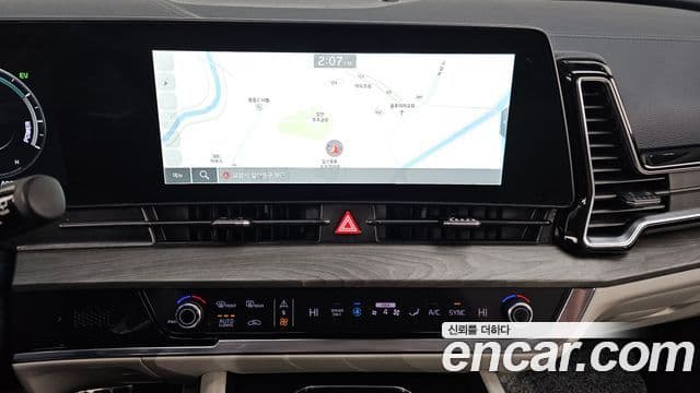 Kia Sportage 2022 — ფოტო 14/20