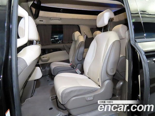 Kia Carnival 2024 — Şəkil 6/20