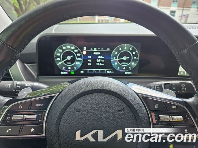 Kia Seltos 2023 — Şəkil 14/20