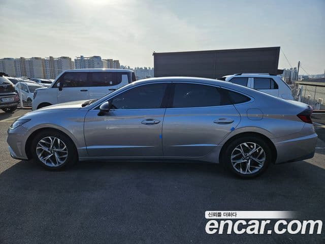 Hyundai Sonata Hybrid 2021 — ფოტო 3/18