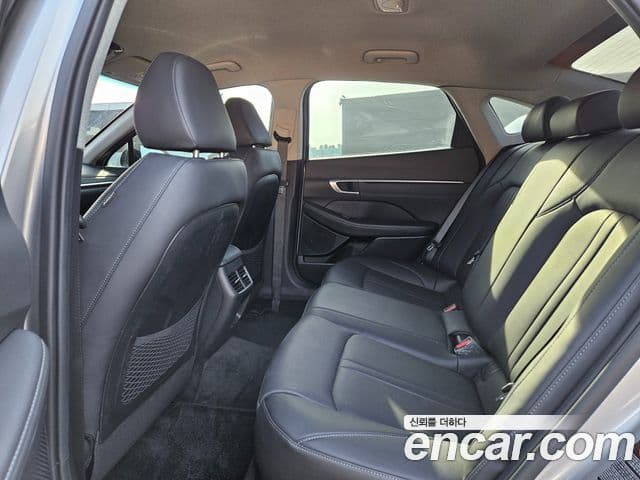 Hyundai Sonata Hybrid 2021 — ფოტო 4/18