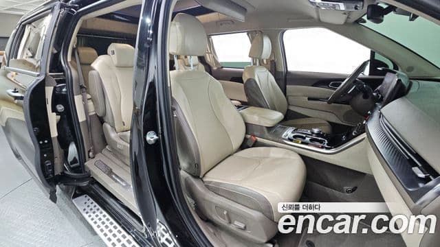 Kia Carnival 2022 — Şəkil 11/20