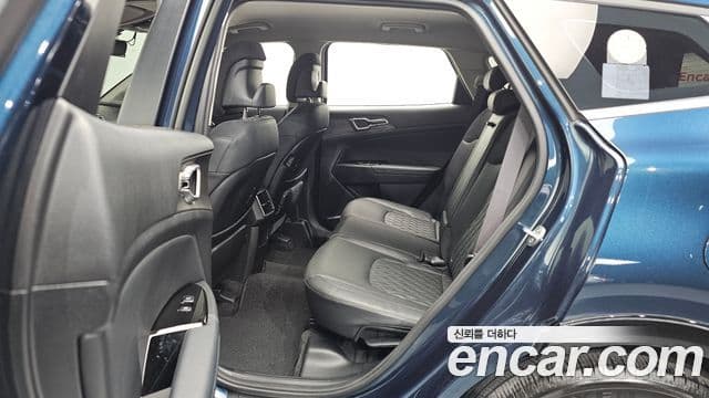 Kia Sportage 2021 — ფოტო 11/20