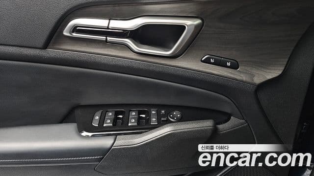 Kia Sportage 2021 — ფოტო 13/20