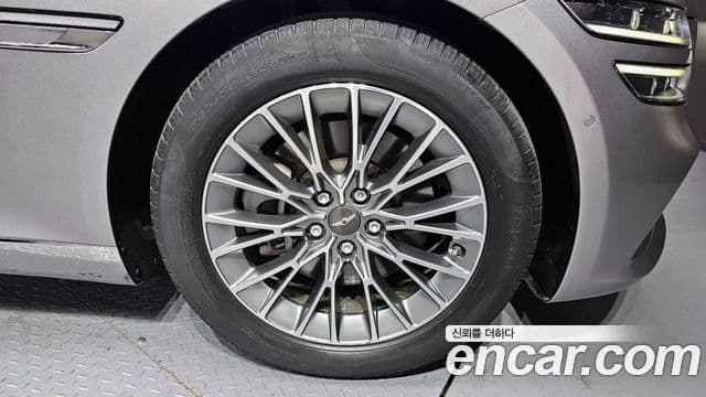 Genesis Electrified G80 2021 — ფოტო 5/20