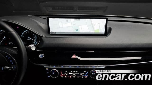 Genesis Electrified G80 2021 — ფოტო 15/20