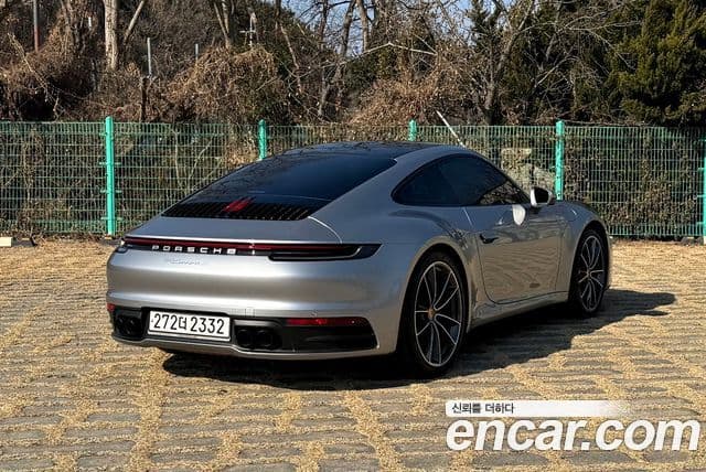 Porsche 911 2020 — ფოტო 7/20