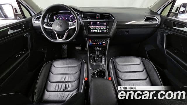 Volkswagen Tiguan 2021 — фото 9 из 20