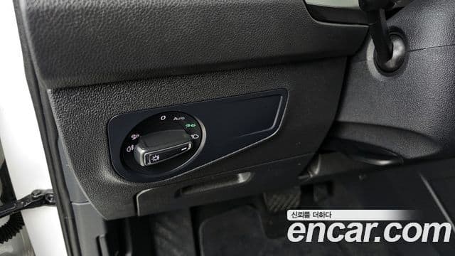 Volkswagen Tiguan 2021 — фото 13 из 20