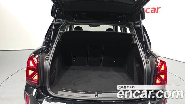 Mini Cooper S Countryman 2022 — фото 20 из 20
