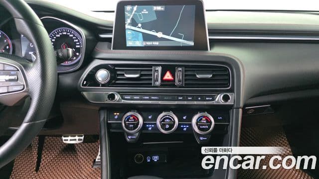 Genesis G70 2018 — фото 15 из 20