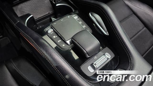 Mercedes-Benz GLE-Class 2020 — ფოტო 18/20