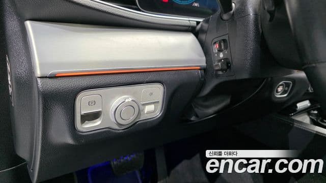 Mercedes-Benz GLE-Class 2020 — ფოტო 20/20