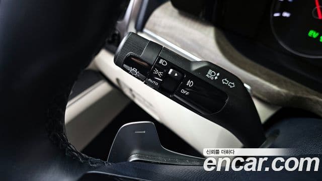 Kia Sorento 2022 — Şəkil 18/20