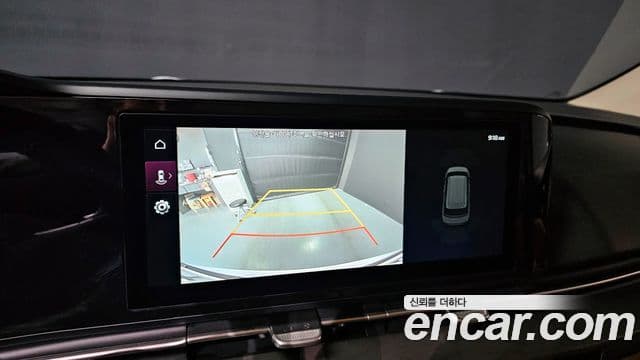 Kia Carnival 2022 — фото 17 из 20