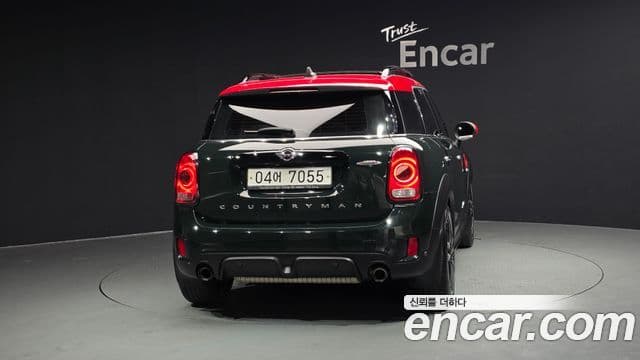 Mini Cooper S Countryman 2018 — ფოტო 4/20