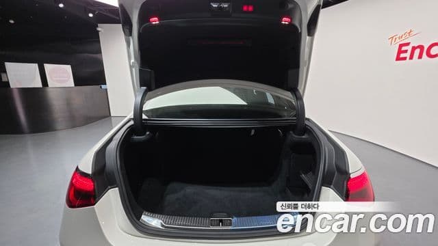 Mercedes-Benz S-Class 2022 — ფოტო 20/20
