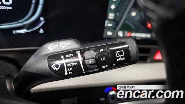 Kia Sportage 2021 — ფოტო 18/20