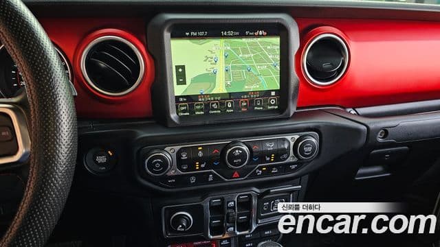Jeep Gladiator 2021 — Şəkil 14/20