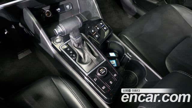 Kia Sportage 2022 — ფოტო 9/20