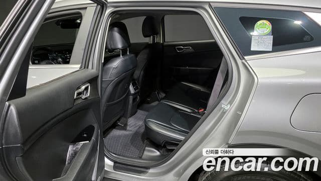 Kia Sportage 2022 — ფოტო 11/20