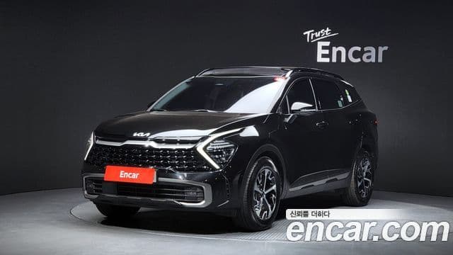 Kia Sportage 2023 — ფოტო 1/20