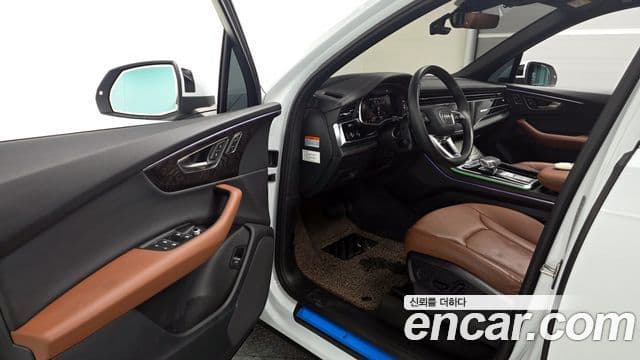Audi Q7 2023 — фото 10 из 20