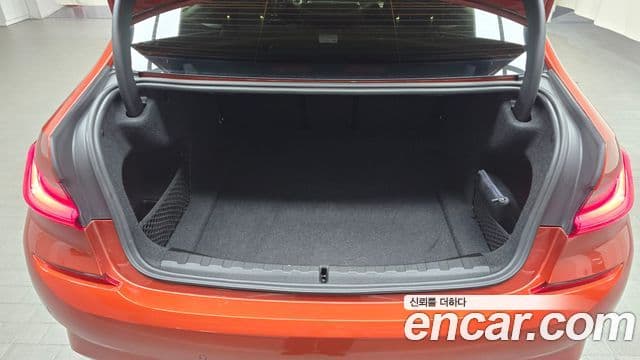 BMW 3 Series 2021 — фото 20 из 20