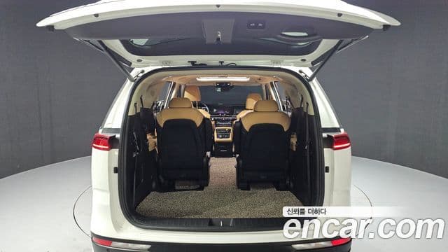 Kia Carnival 2020 — Фото 20/20