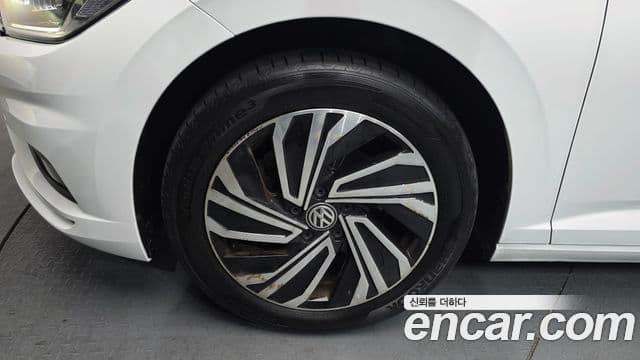 Volkswagen Jetta 2021 — фото 5 из 20