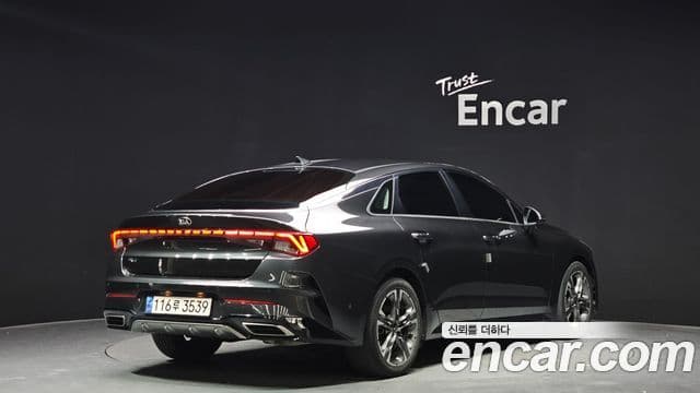 Kia K5 2021 — Şəkil 2/20