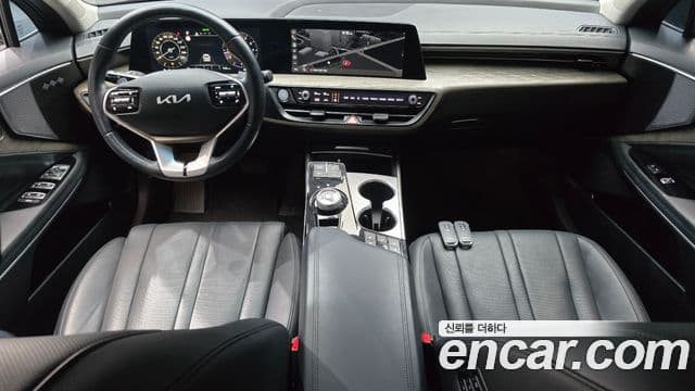 Kia K8 2023 — фото 7 из 20