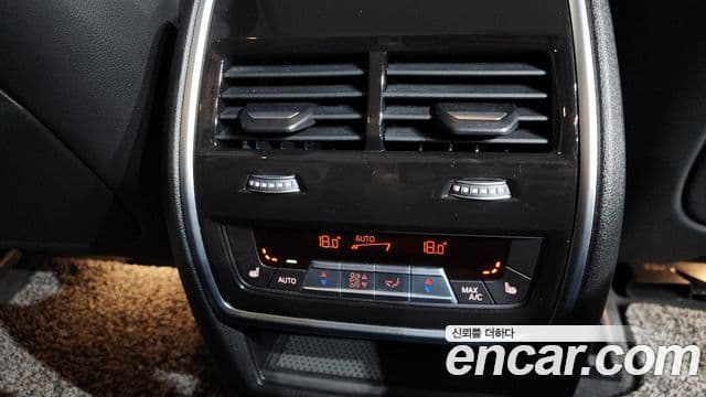 BMW X5 2021 — ფოტო 19/20