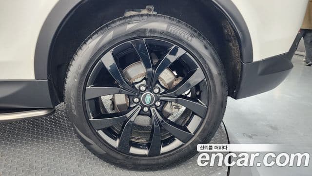 Land Rover Discovery Sport 2022 — фото 5 из 20