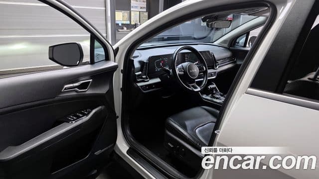 Kia Sportage 2021 — Фото 10/20