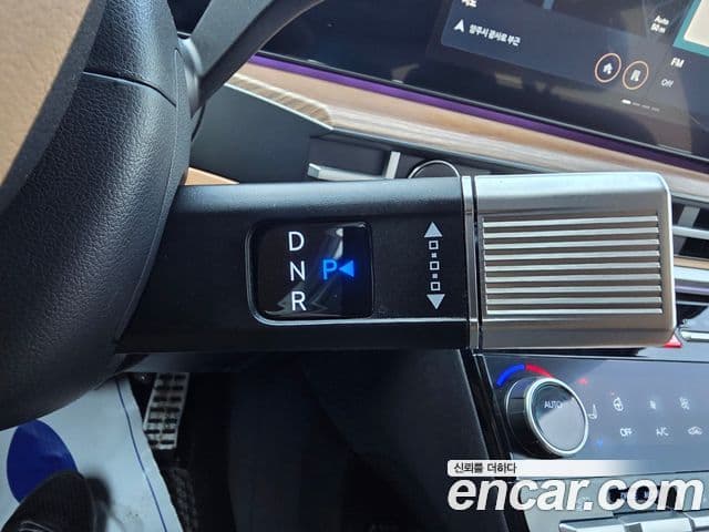 Hyundai Santa Fe 2023 — Şəkil 8/20