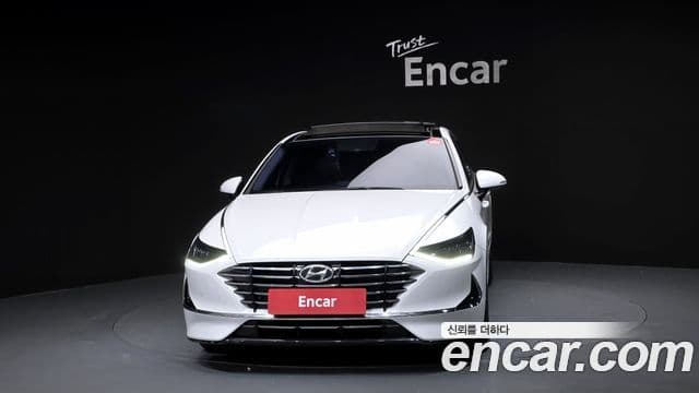 Hyundai Sonata 2019 — ფოტო 3/20