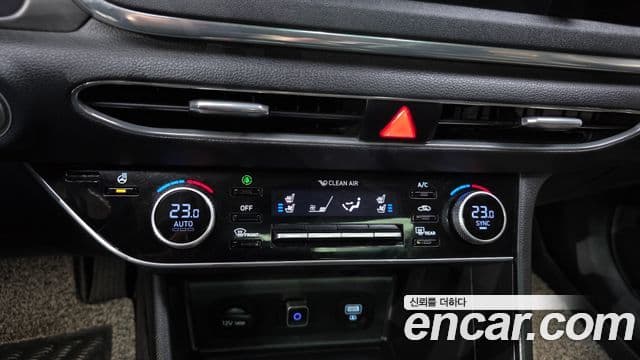 Hyundai Sonata 2019 — ფოტო 18/20